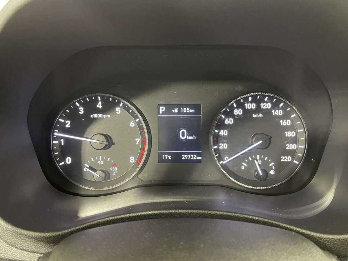 Купить Hyundai Solaris с пробегом. Фото: #10