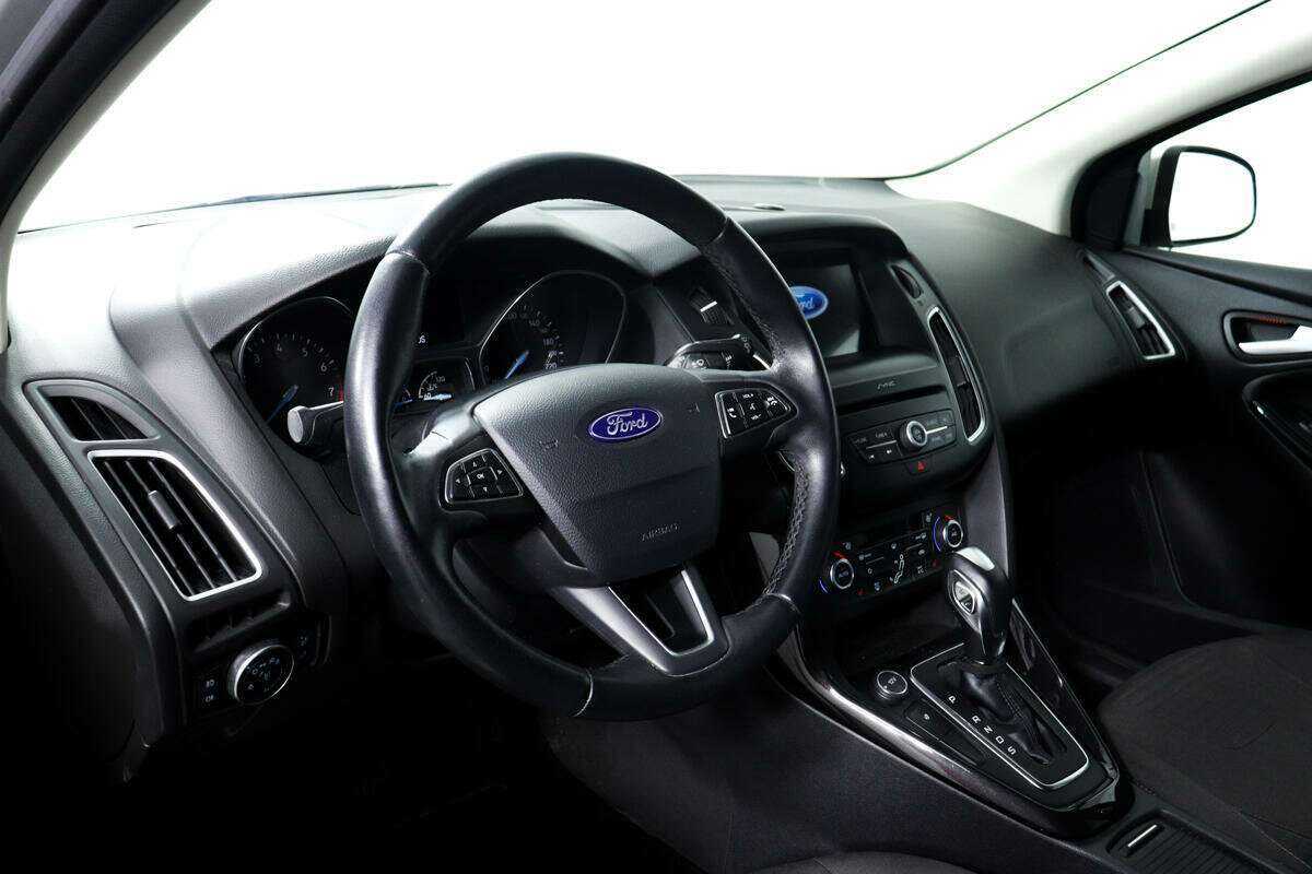 Купить Ford Focus с пробегом. Фото: #12