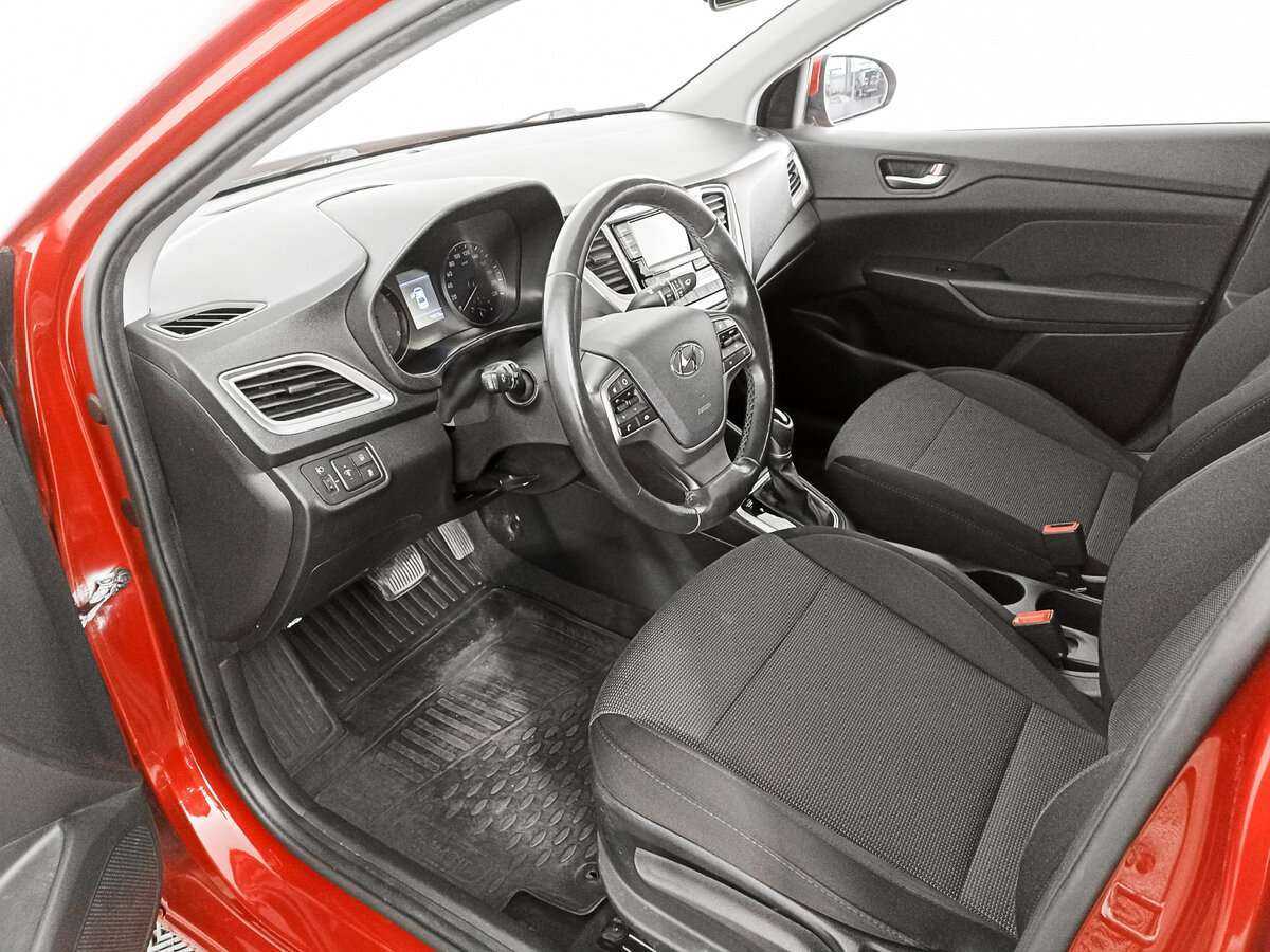 Купить Hyundai Solaris с пробегом. Фото: #15