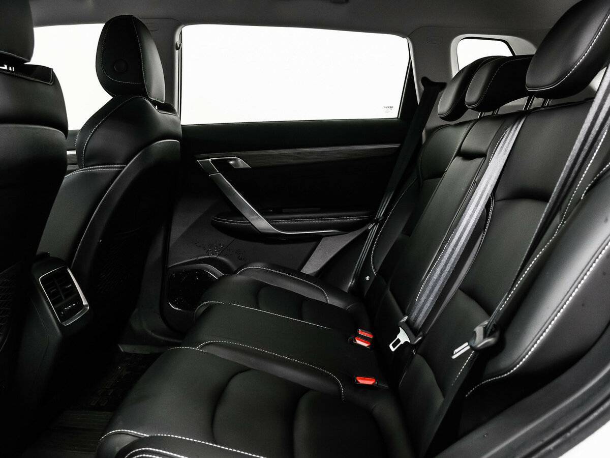 Купить Geely Atlas Pro с пробегом. Фото: #12