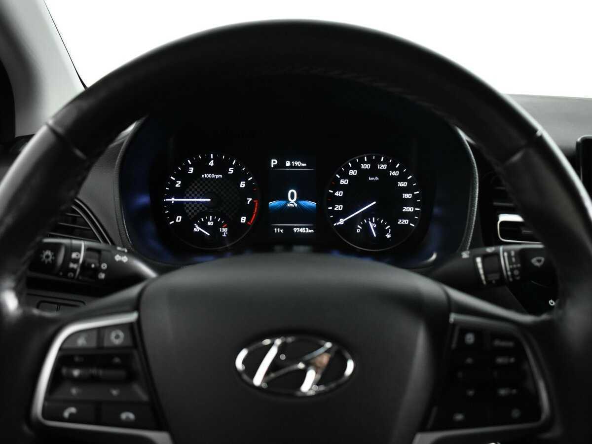 Купить Hyundai Solaris с пробегом. Фото: #10