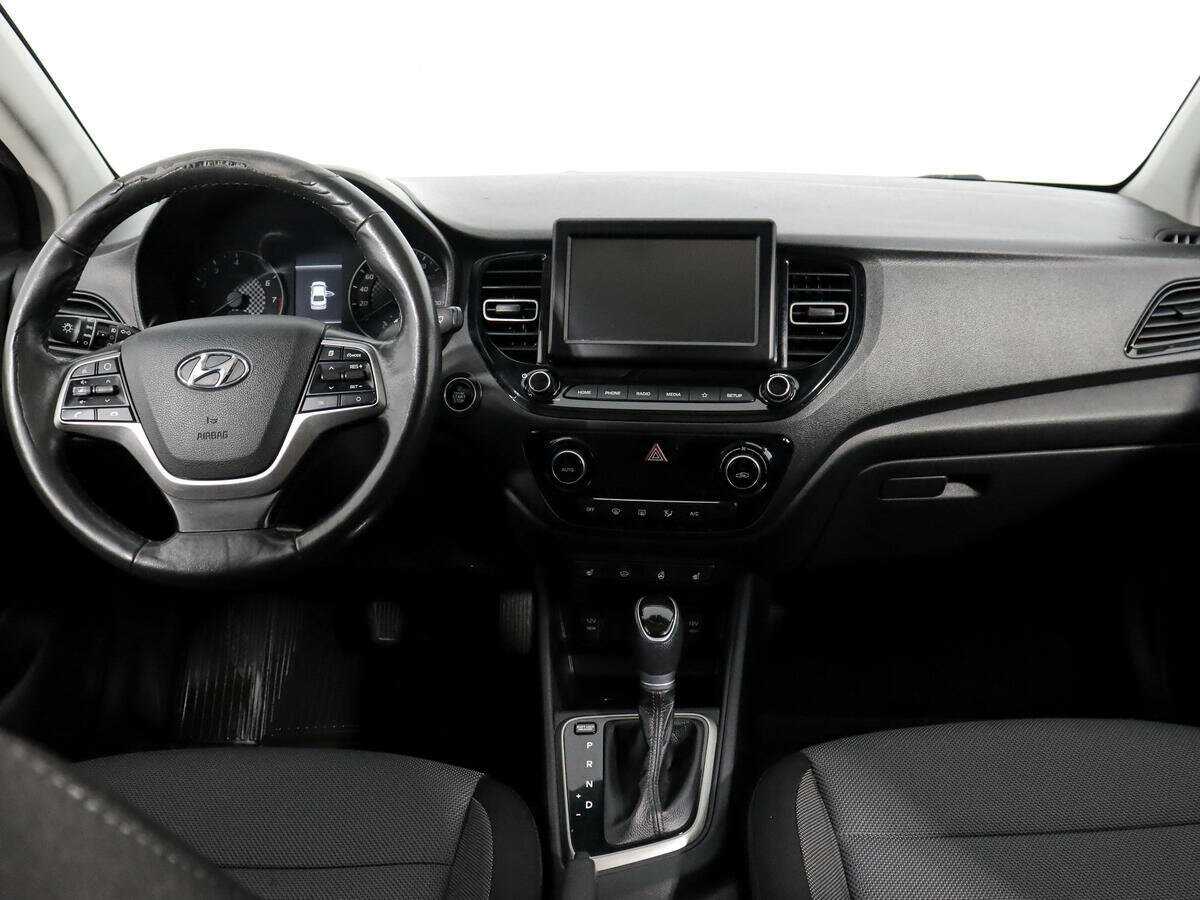 Купить Hyundai Solaris с пробегом. Фото: #13