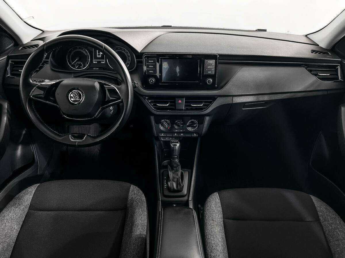 Купить Skoda Rapid с пробегом. Фото: #10