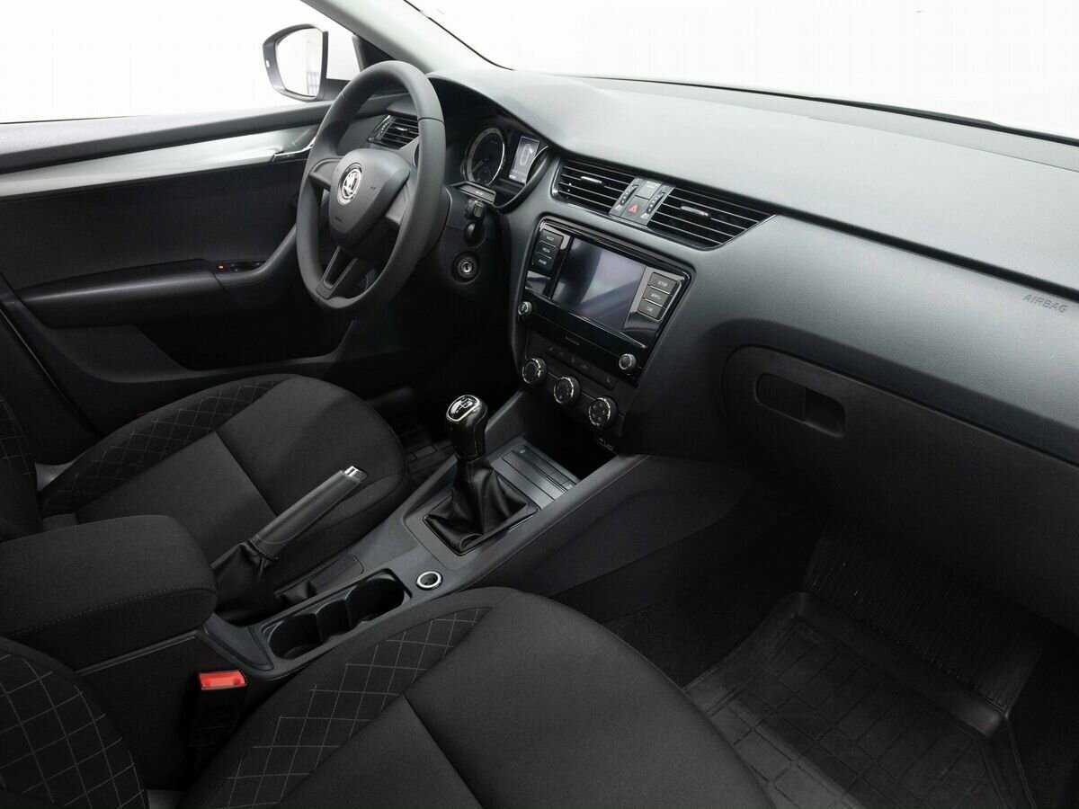 Купить Skoda Octavia с пробегом. Фото: #12