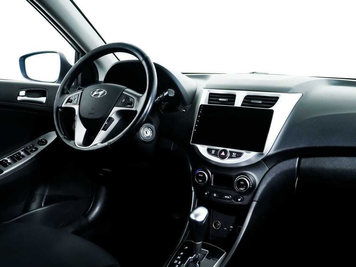 Купить Hyundai Solaris с пробегом. Фото: #8