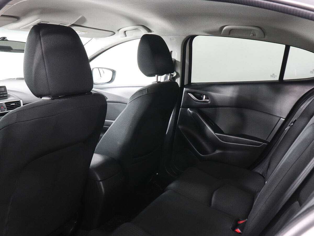 Купить Mazda 3 с пробегом. Фото: #7
