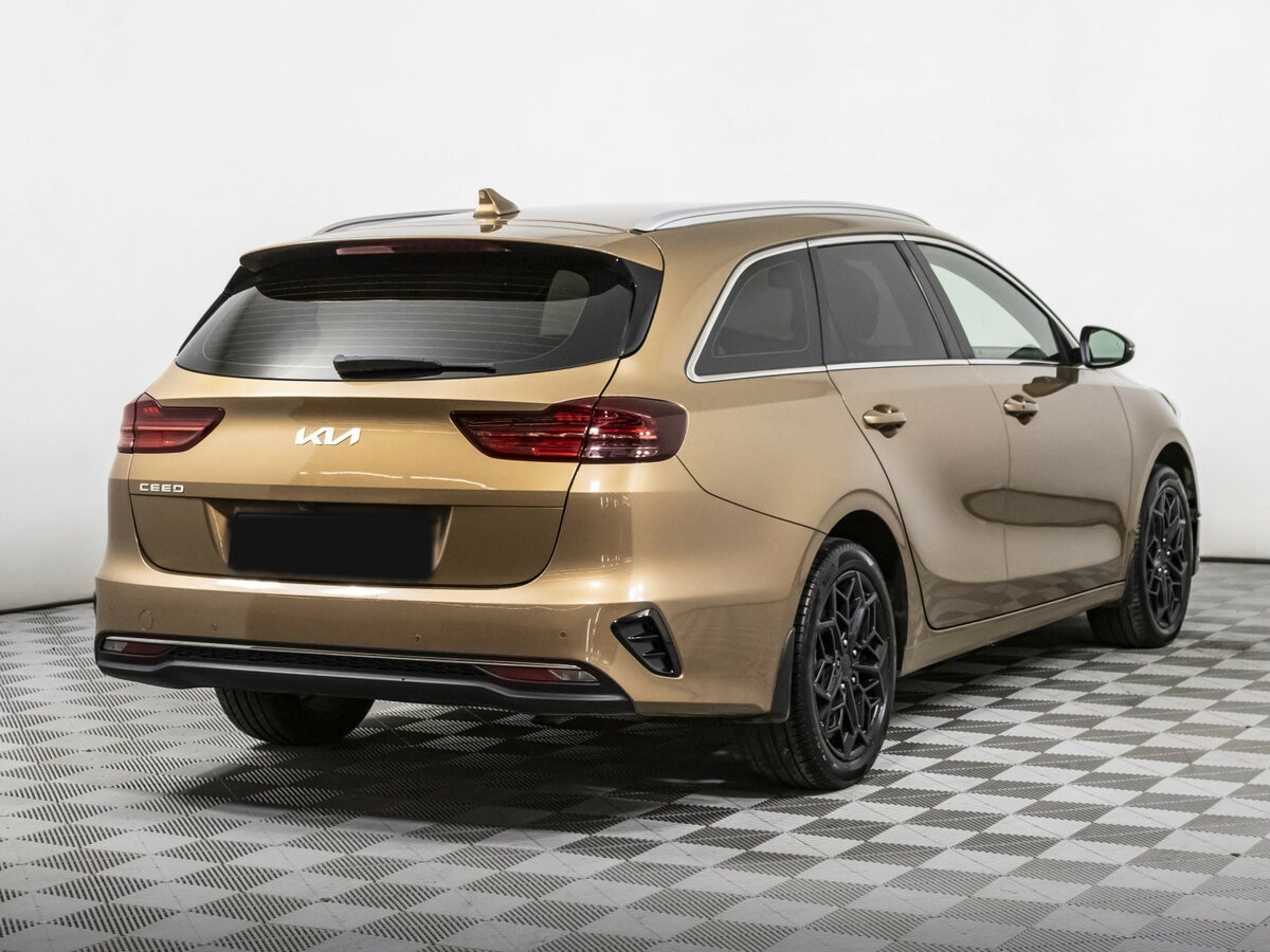 Купить Kia Ceed с пробегом. Фото: #3