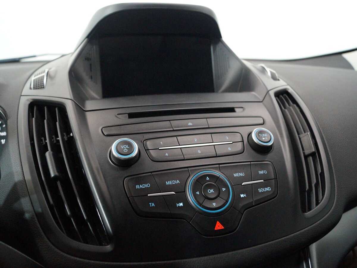 Купить Ford Kuga с пробегом. Фото: #16