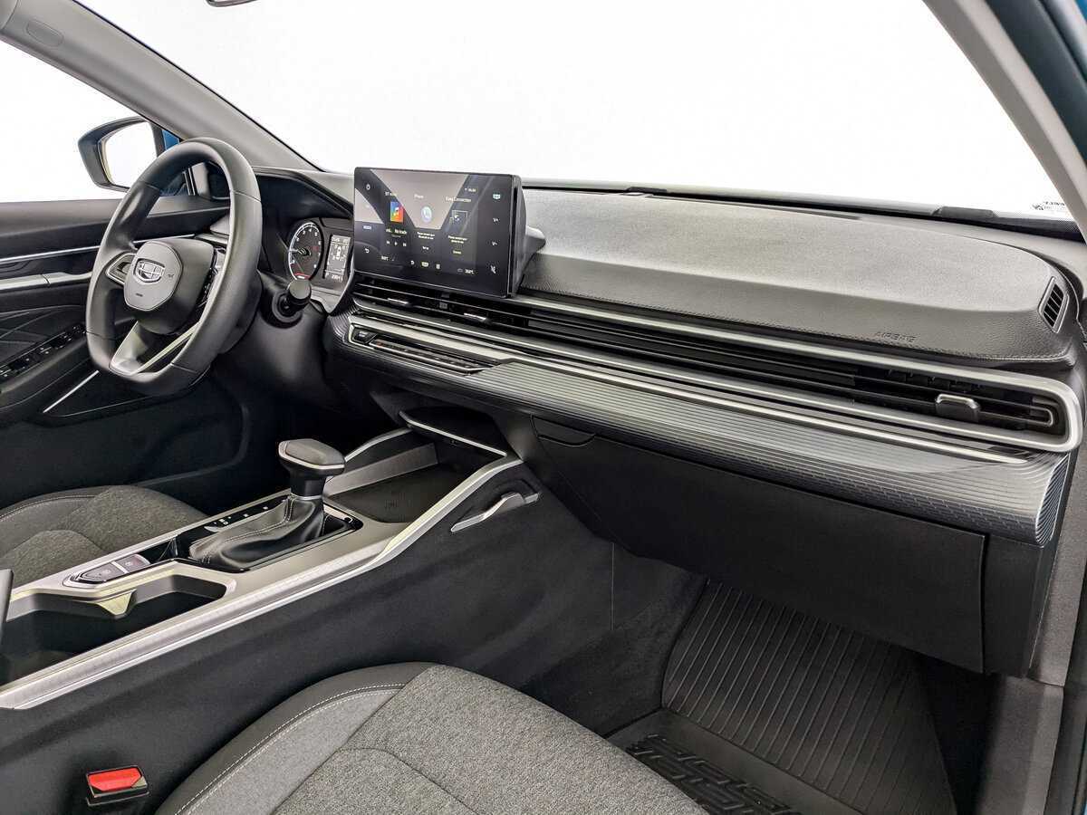 Купить Geely Emgrand с пробегом. Фото: #10