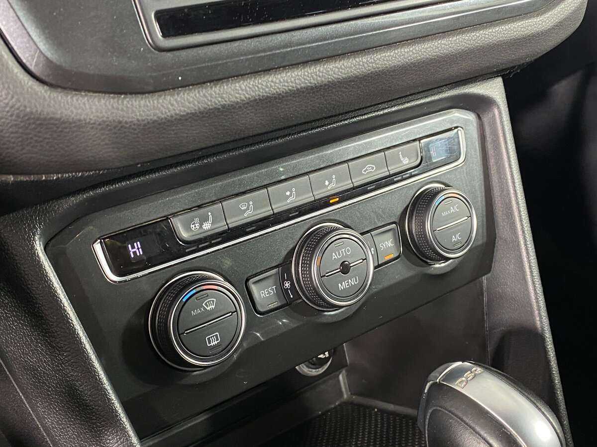 Купить Volkswagen Tiguan с пробегом. Фото: #14