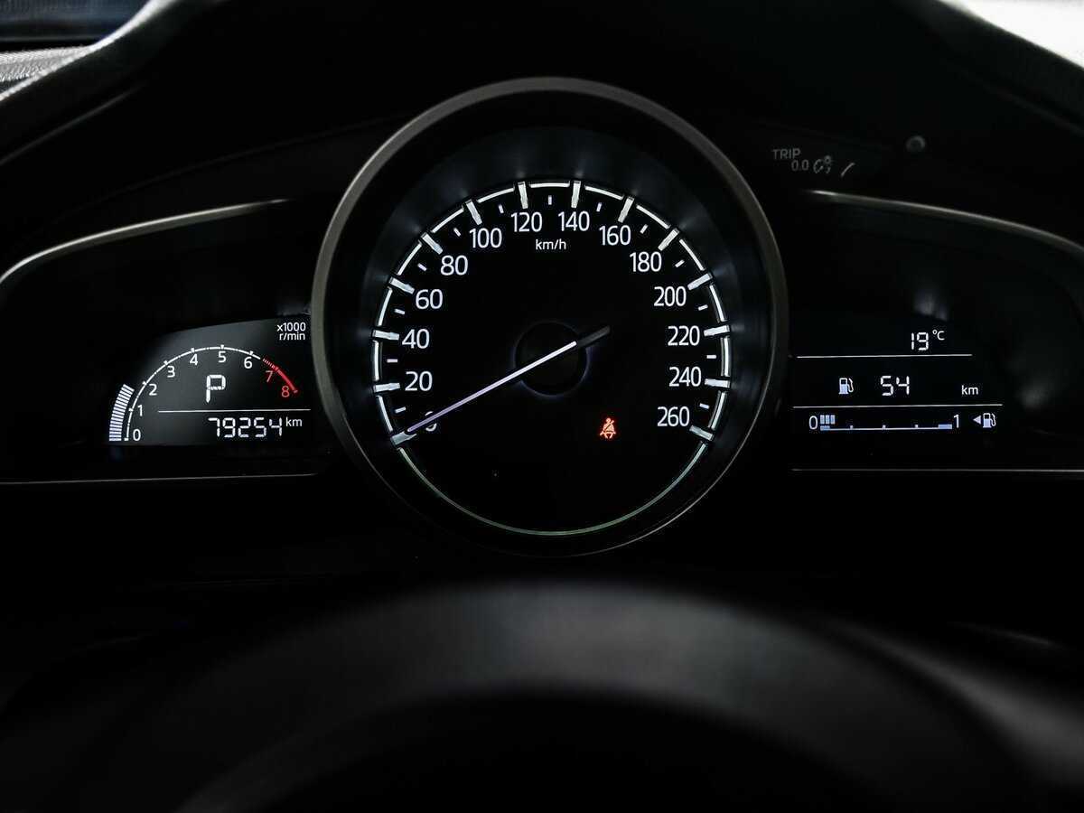 Купить Mazda 3 с пробегом. Фото: #9