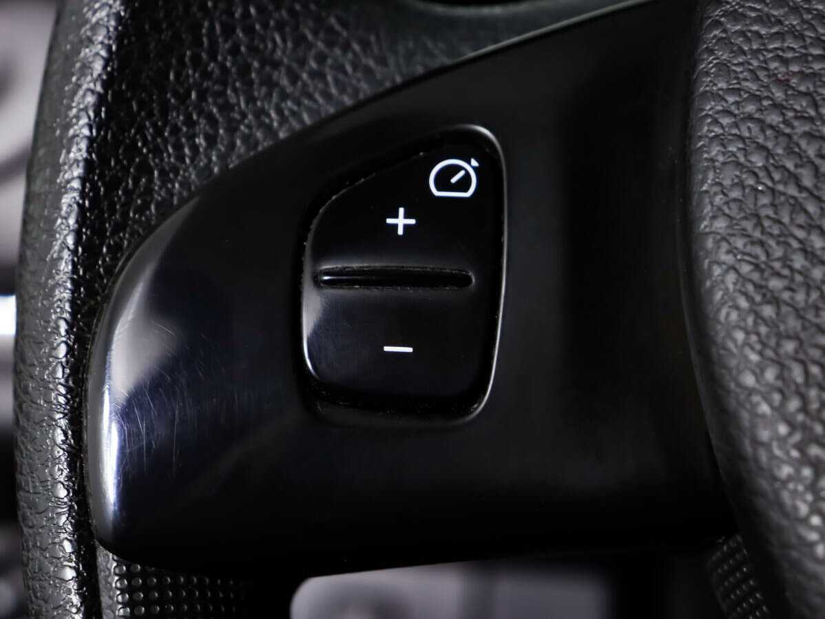 Купить Renault Logan с пробегом. Фото: #14