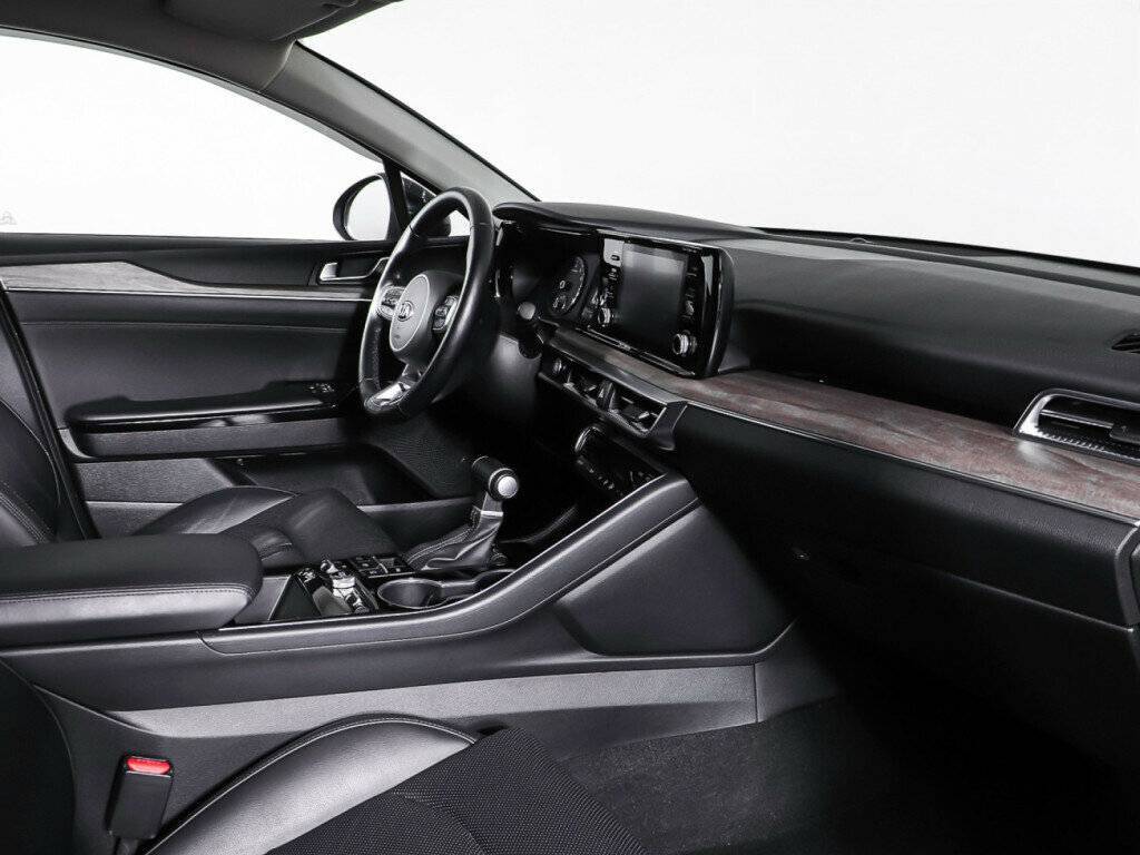 Купить Kia K5 с пробегом. Фото: #10