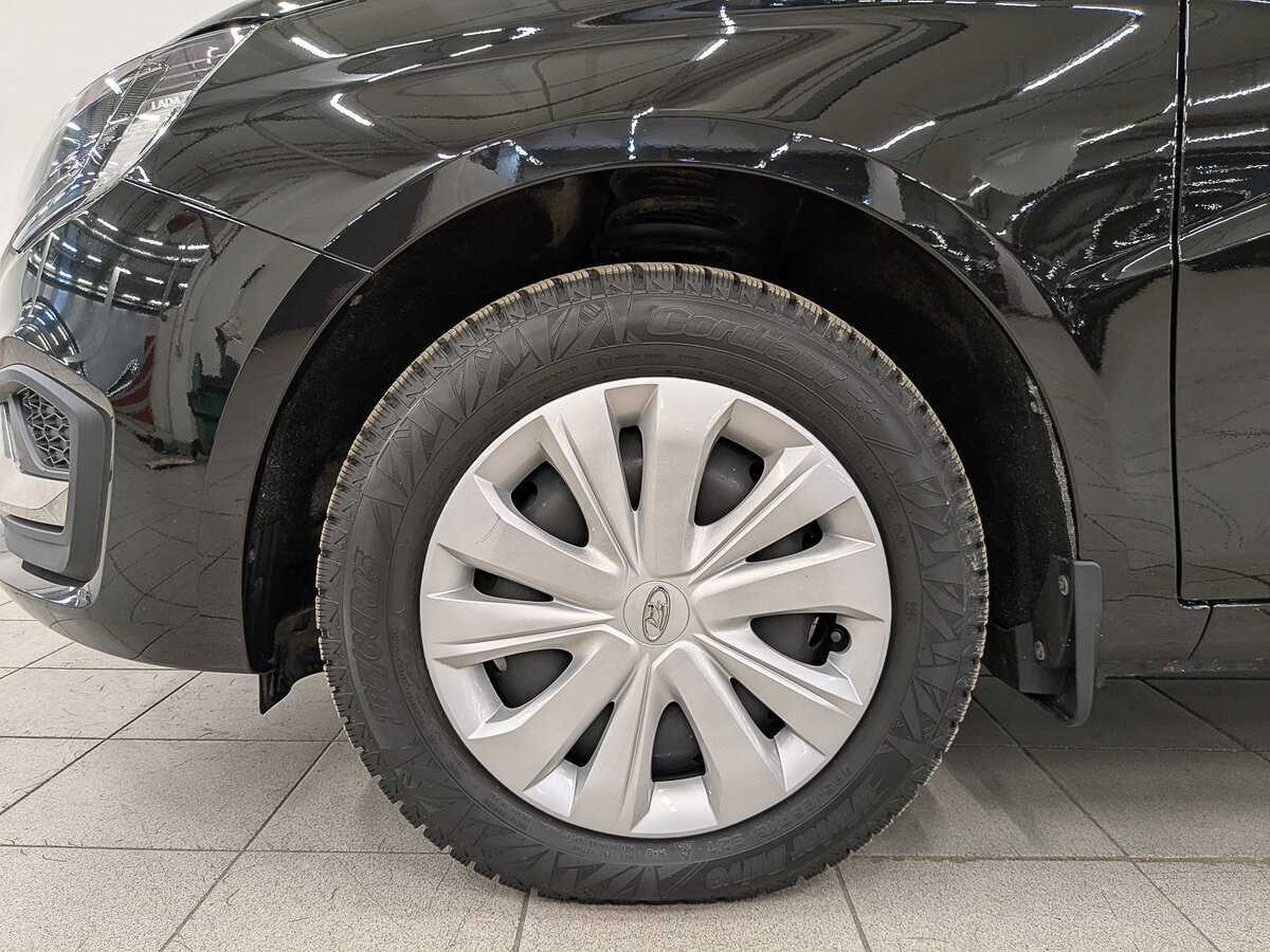 Купить Lada (ВАЗ) Vesta с пробегом. Фото: #11