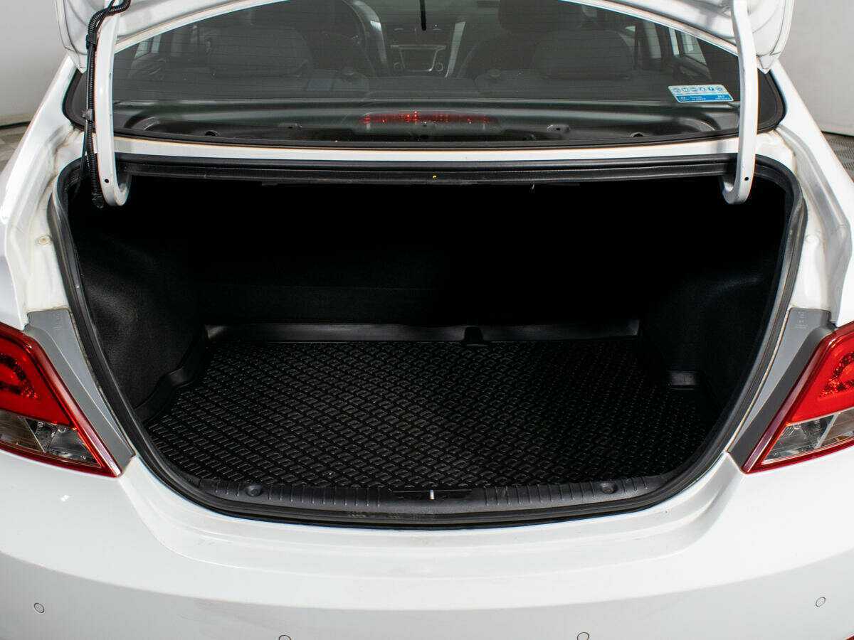 Купить Hyundai Solaris с пробегом. Фото: #13