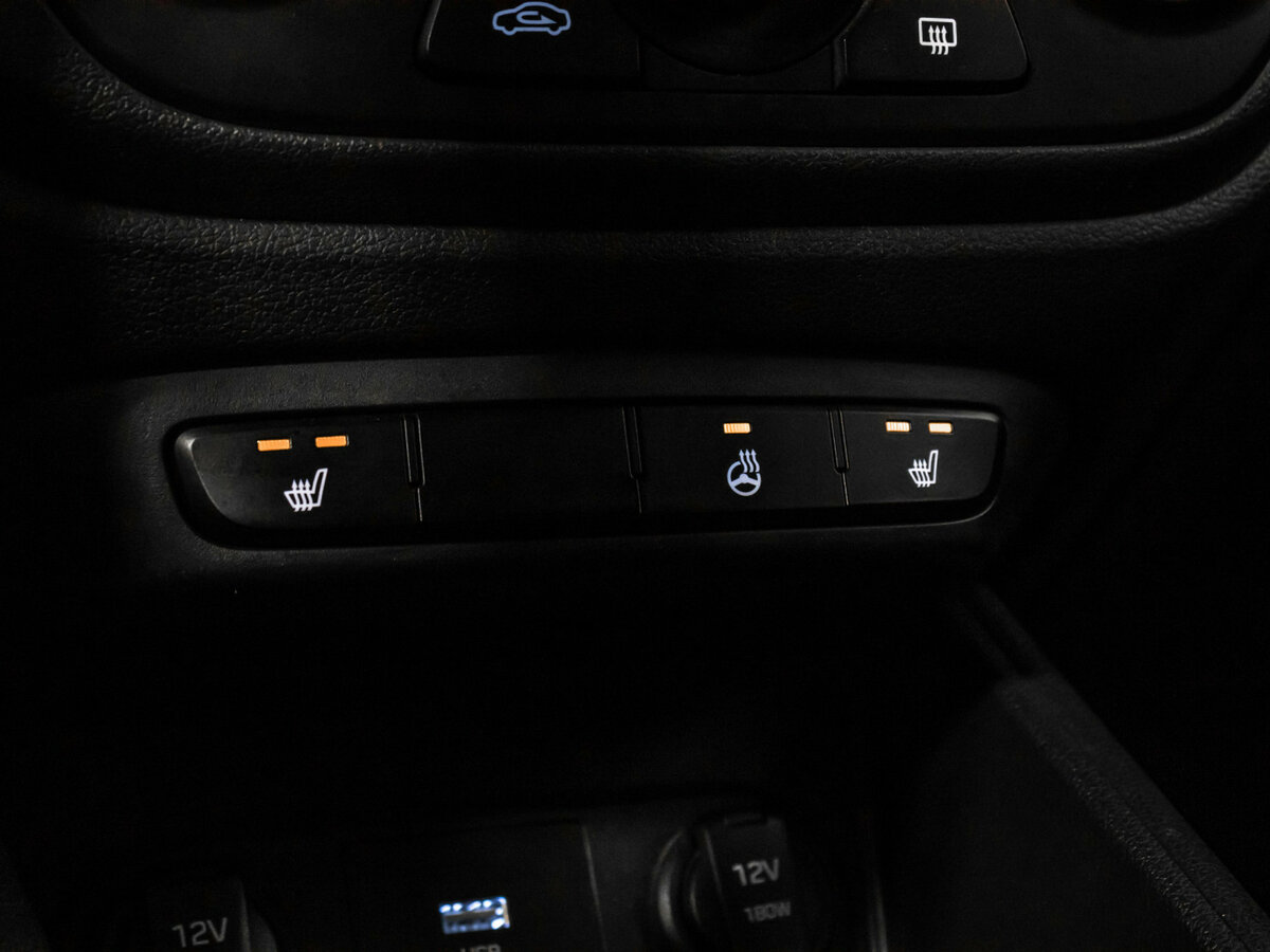 Купить Hyundai Solaris с пробегом. Фото: #14