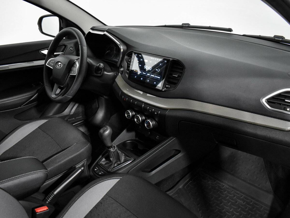 Купить Lada (ВАЗ) Vesta с пробегом. Фото: #10