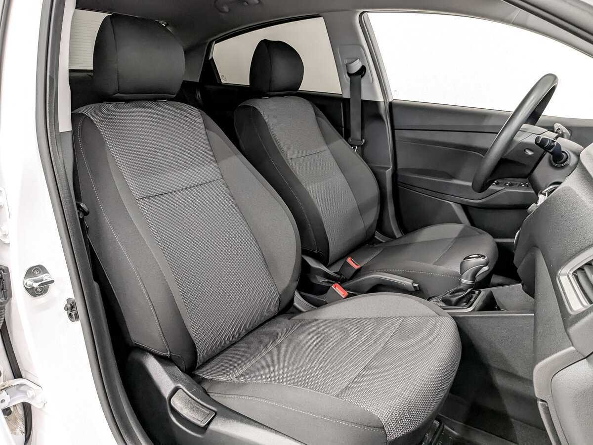 Купить Hyundai Solaris с пробегом. Фото: #22