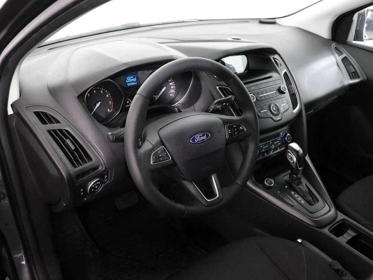 Купить Ford Focus с пробегом. Фото: #7