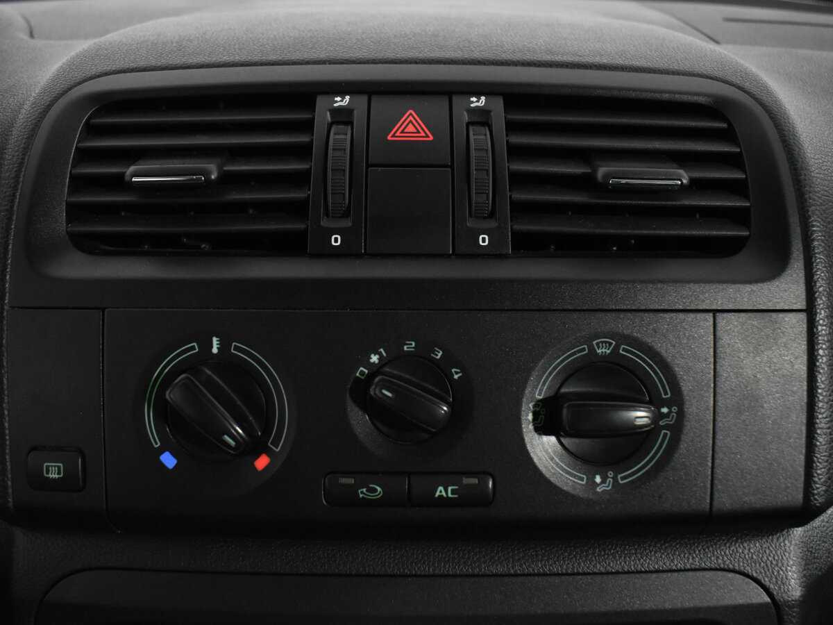 Купить Skoda Fabia с пробегом. Фото: #15