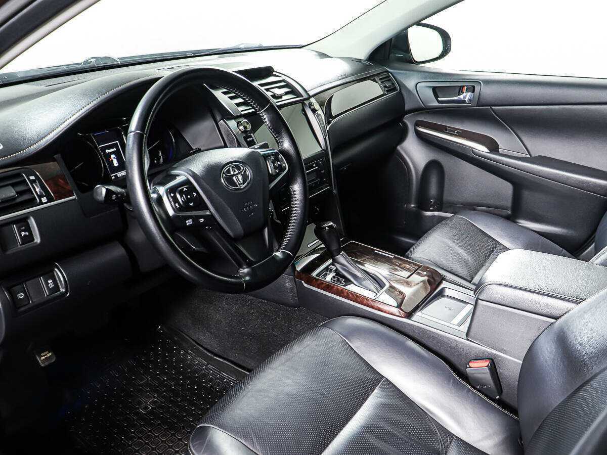 Купить Toyota Camry с пробегом. Фото: #14