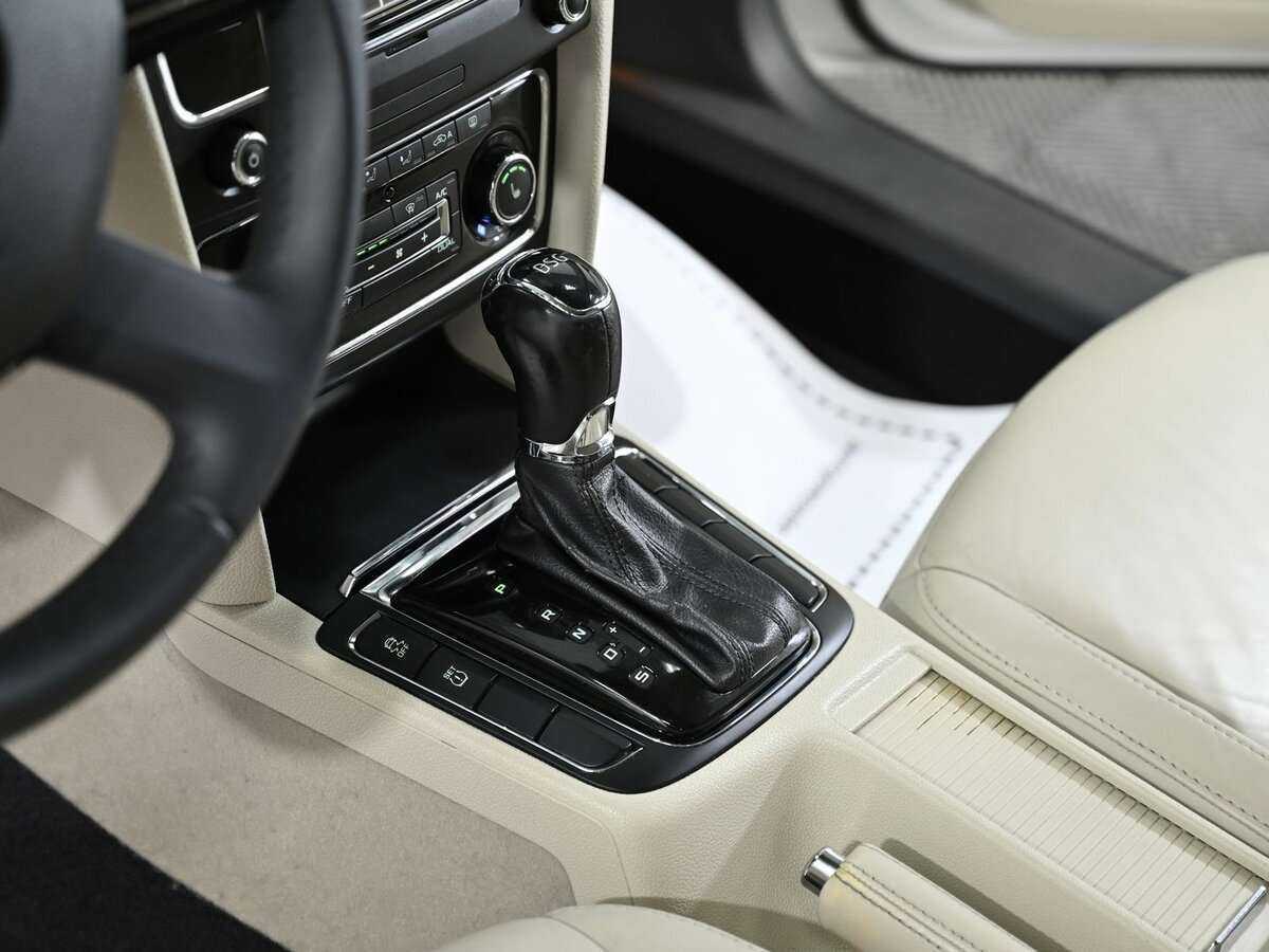 Купить Skoda Superb с пробегом. Фото: #13
