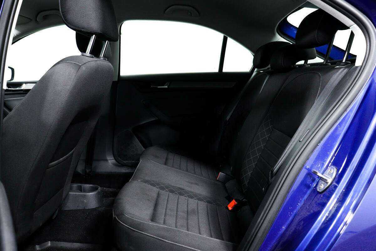 Купить Skoda Rapid с пробегом. Фото: #11