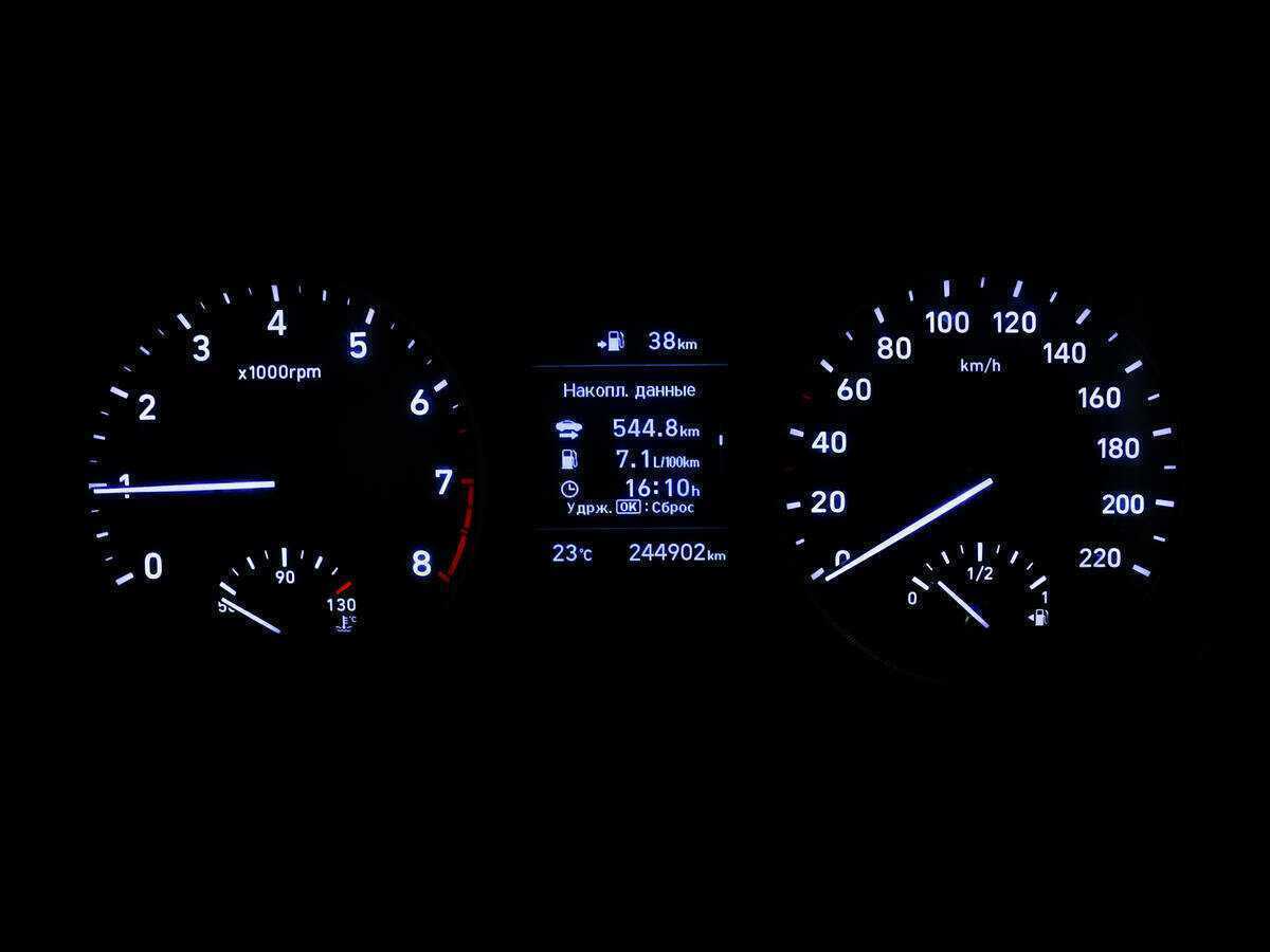 Купить Hyundai Solaris с пробегом. Фото: #9