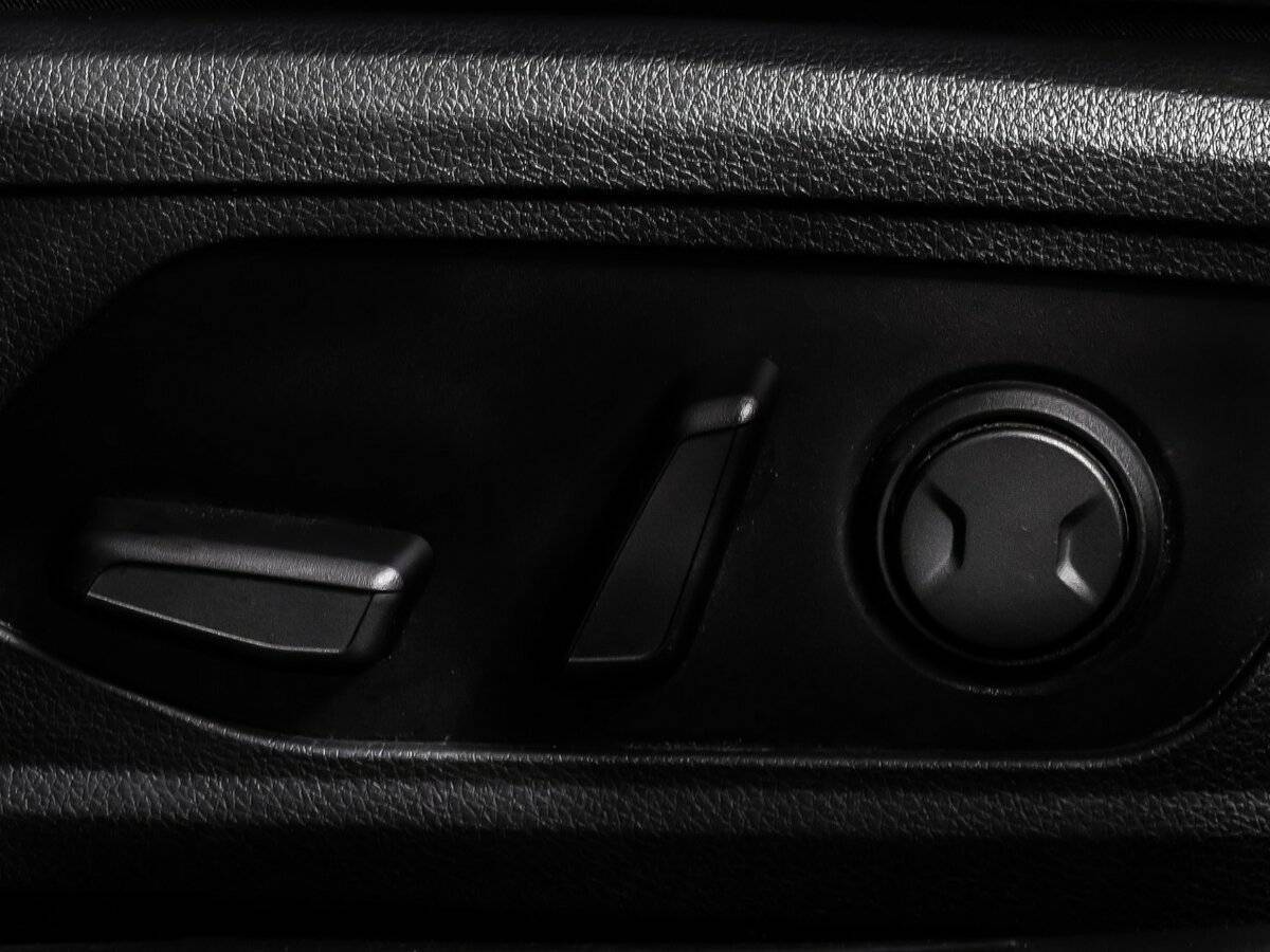 Купить Kia K5 с пробегом. Фото: #14