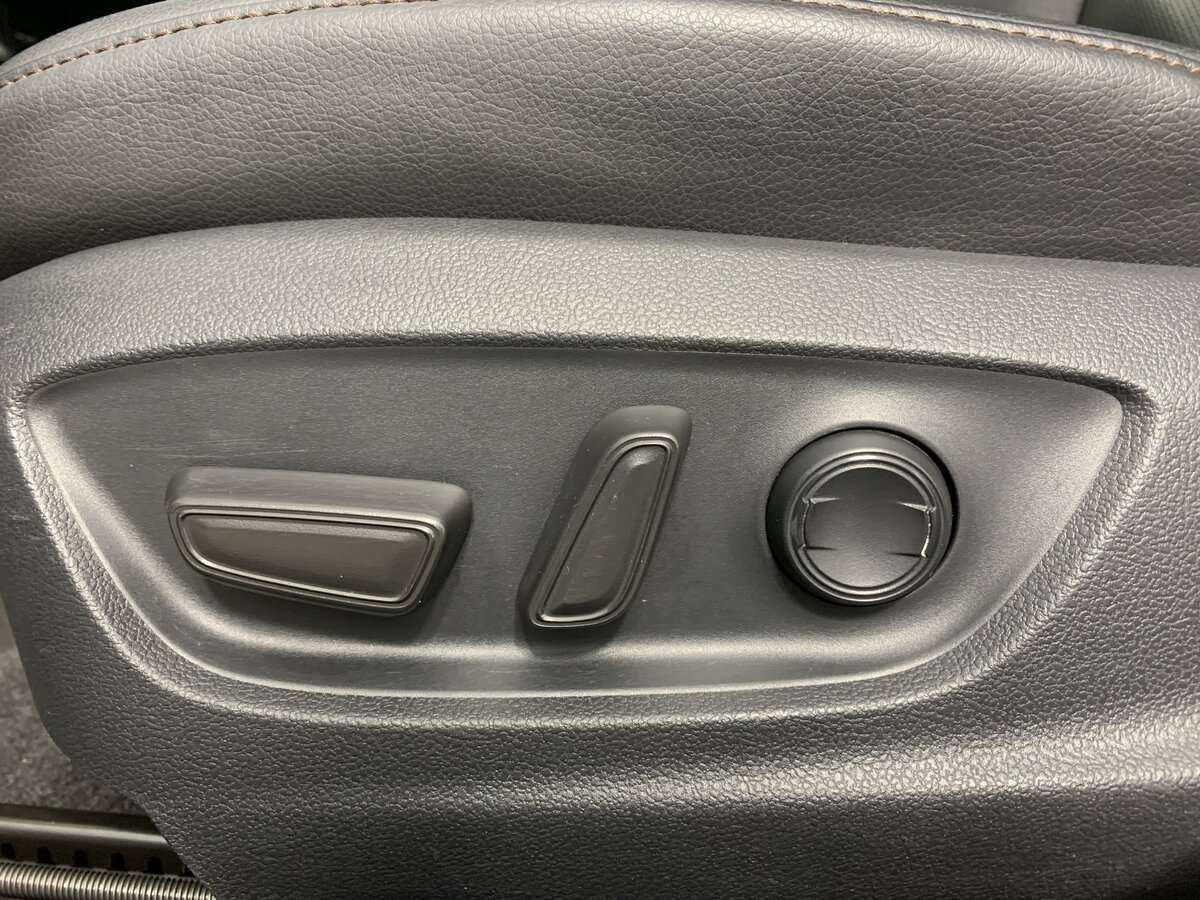 Купить Toyota Camry с пробегом. Фото: #14