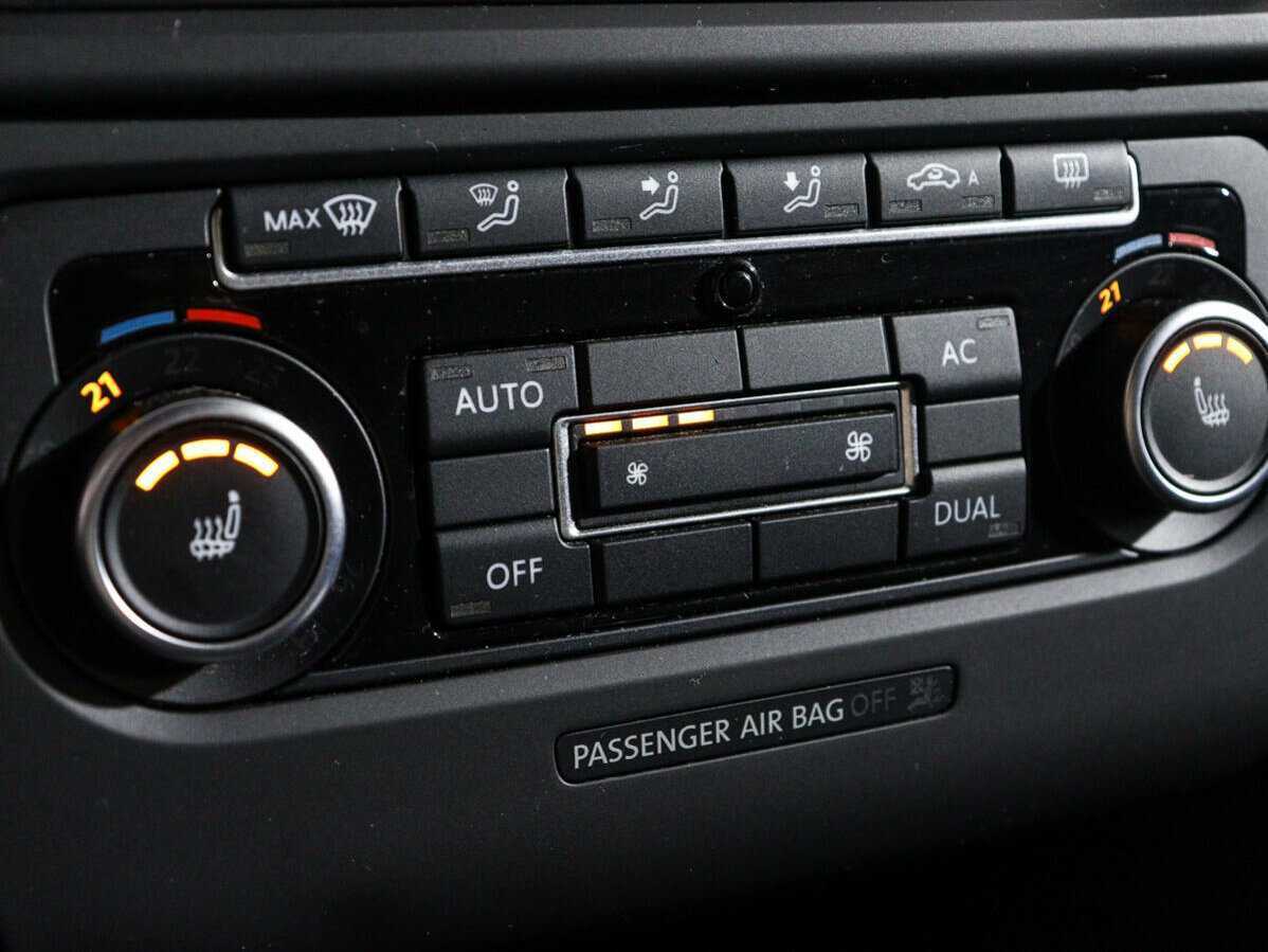 Купить Volkswagen Golf с пробегом. Фото: #13