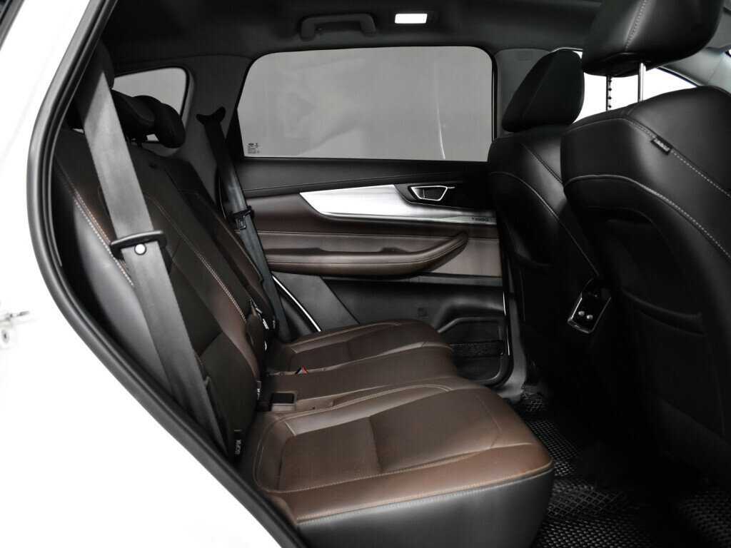 Купить Chery Tiggo 8 Pro с пробегом. Фото: #9