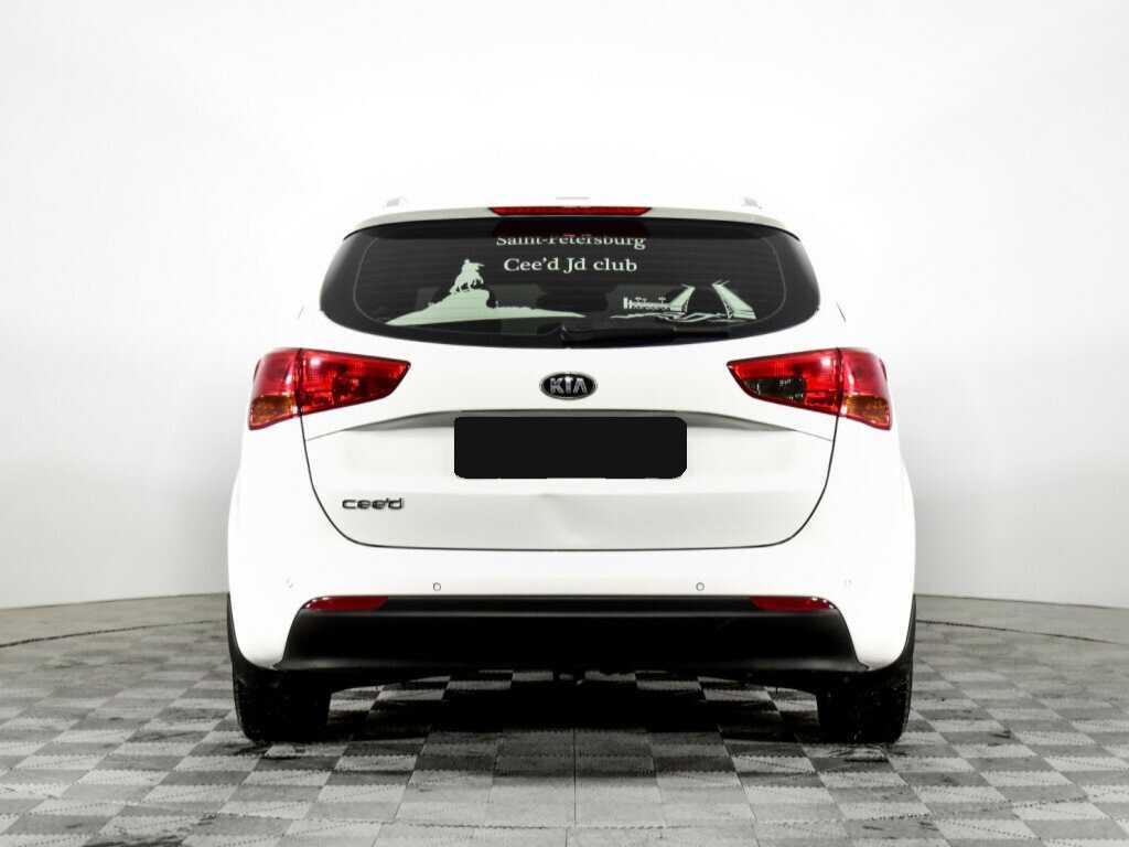 Купить Kia Ceed с пробегом. Фото: #4