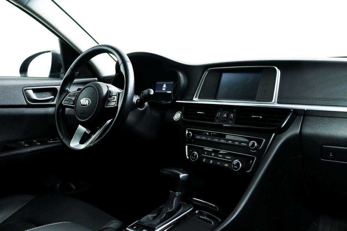 Купить Kia Optima с пробегом. Фото: #8