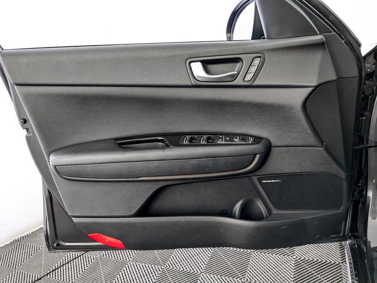 Купить Kia Optima с пробегом. Фото: #18
