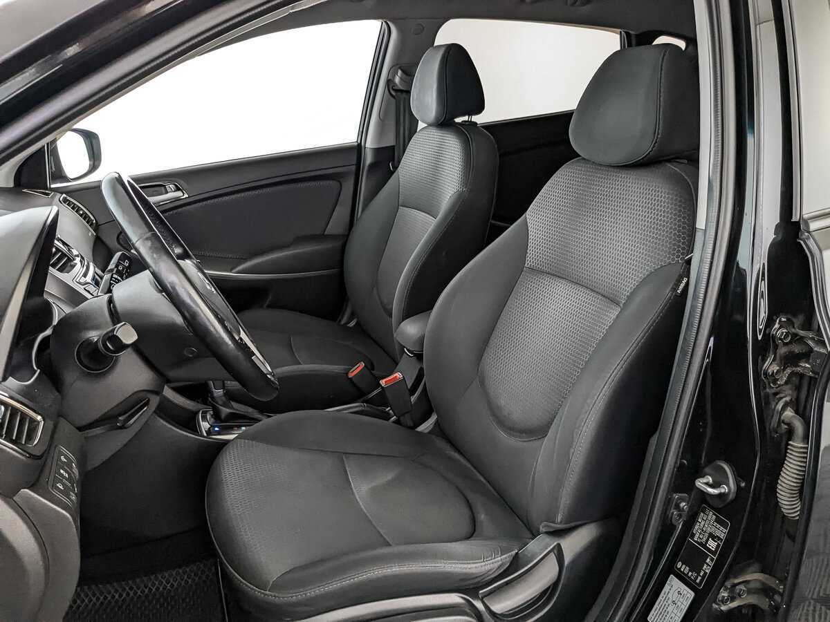 Купить Hyundai Solaris с пробегом. Фото: #15