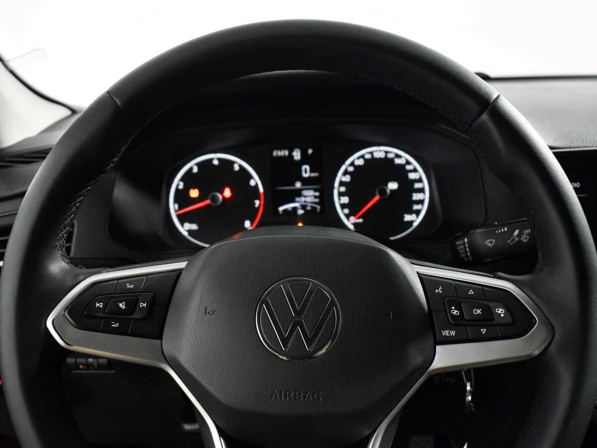 Купить Volkswagen Polo с пробегом. Фото: #16