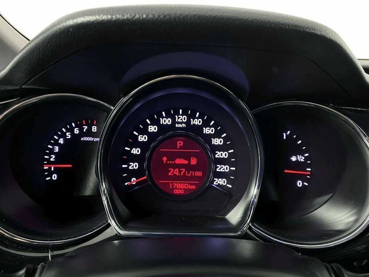 Купить Kia Ceed с пробегом. Фото: #12