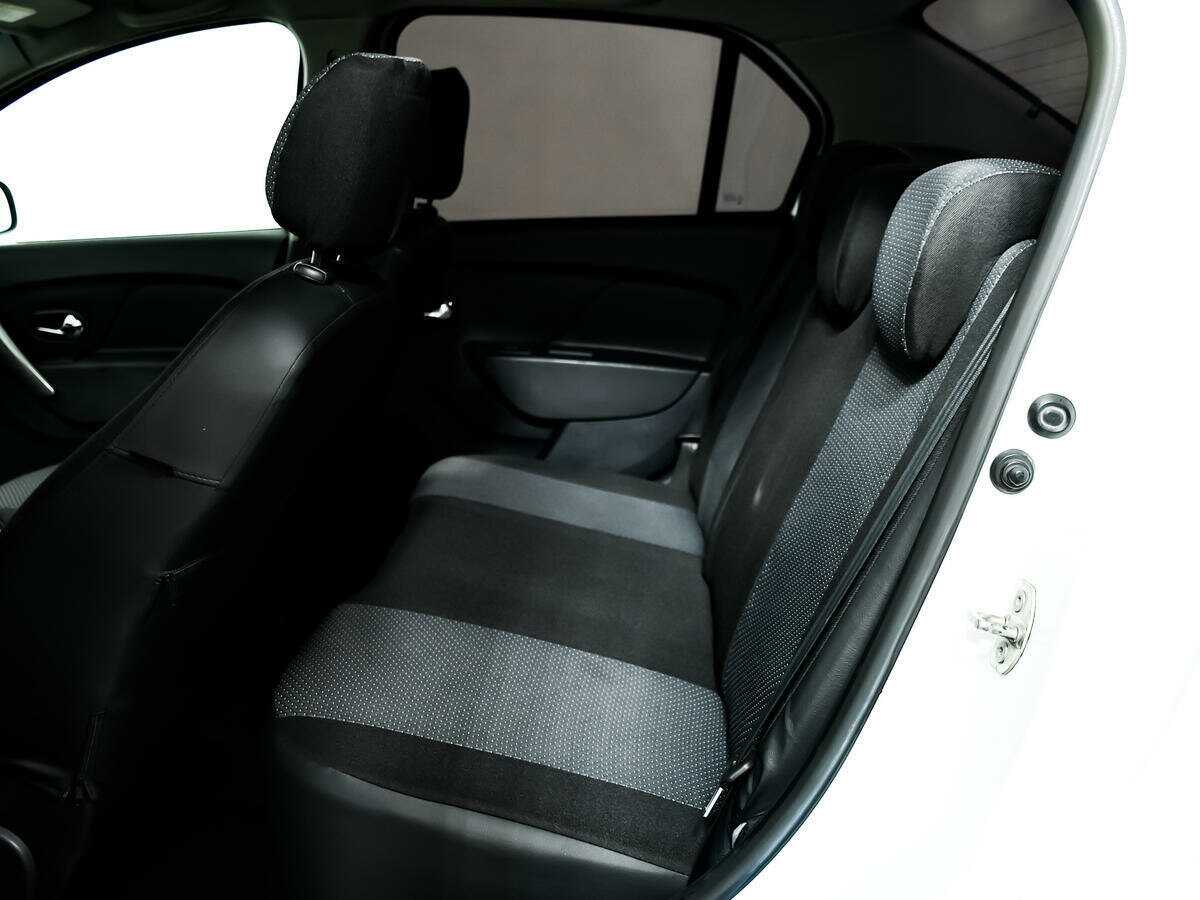 Купить Renault Logan с пробегом. Фото: #11