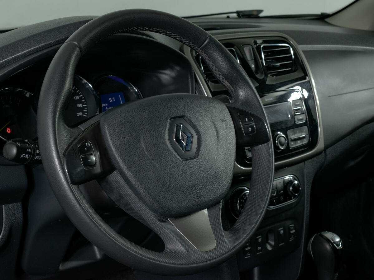 Купить Renault Sandero с пробегом. Фото: #13