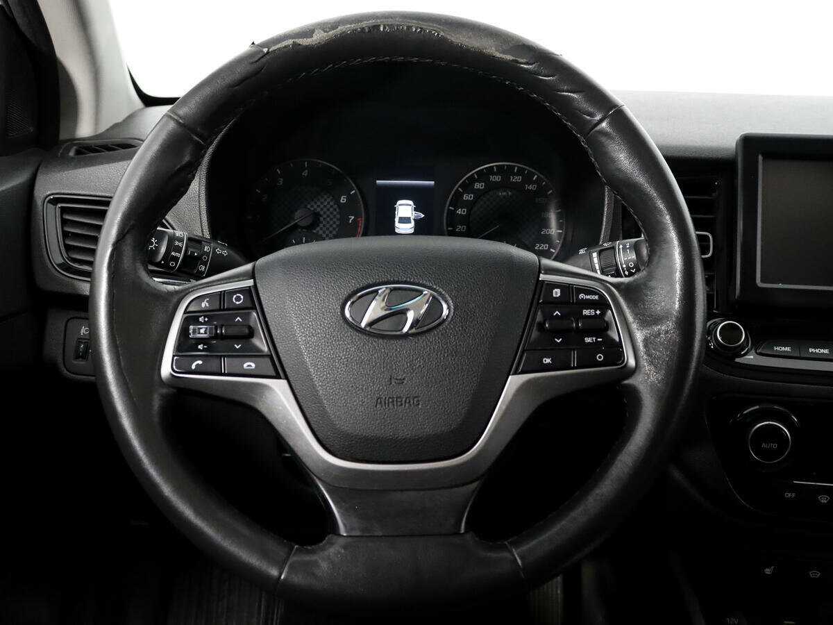 Купить Hyundai Solaris с пробегом. Фото: #14