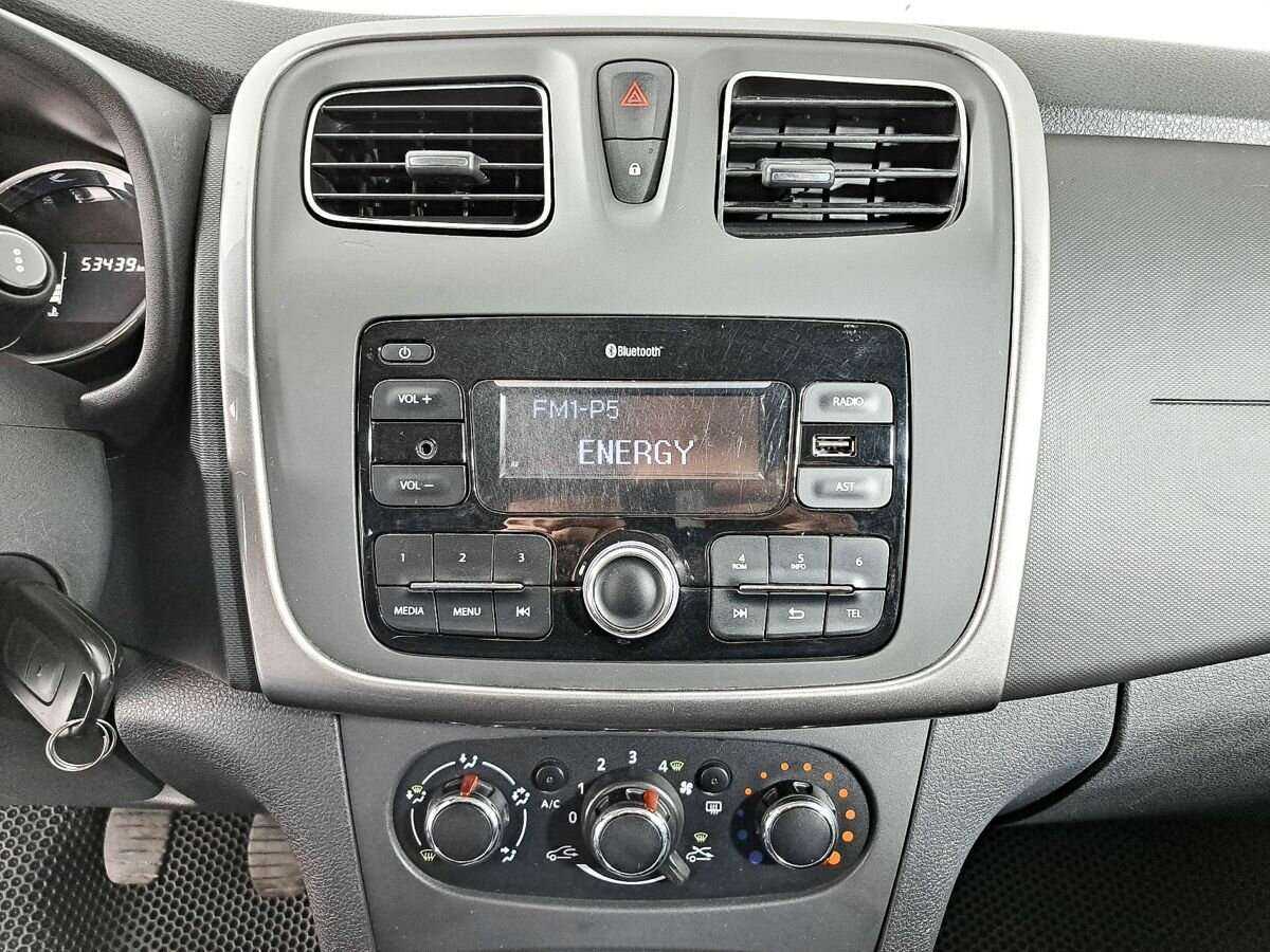 Купить Renault Logan с пробегом. Фото: #12