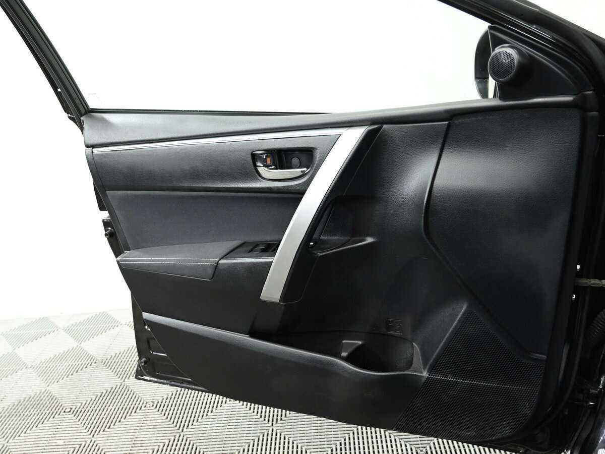 Купить Toyota Corolla с пробегом. Фото: #5