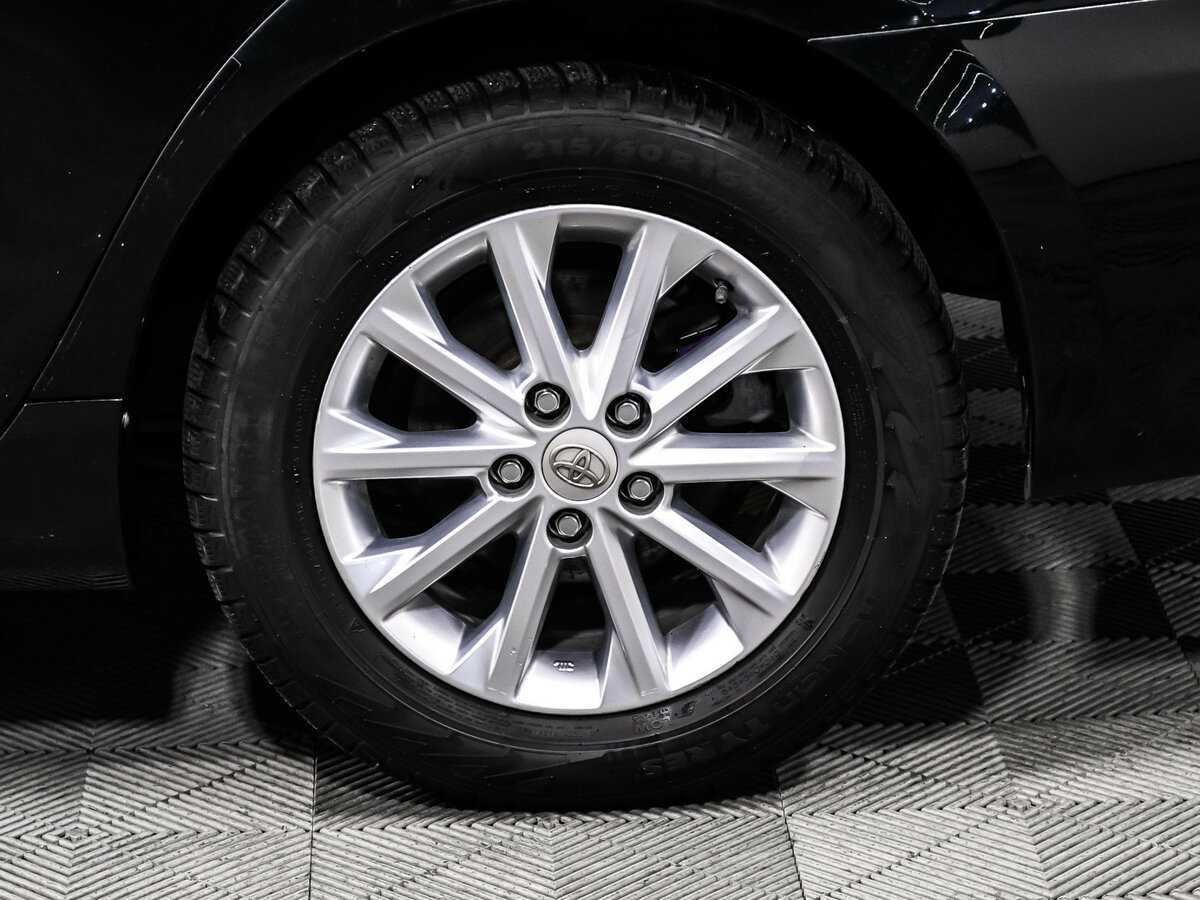 Купить Toyota Camry с пробегом. Фото: #13