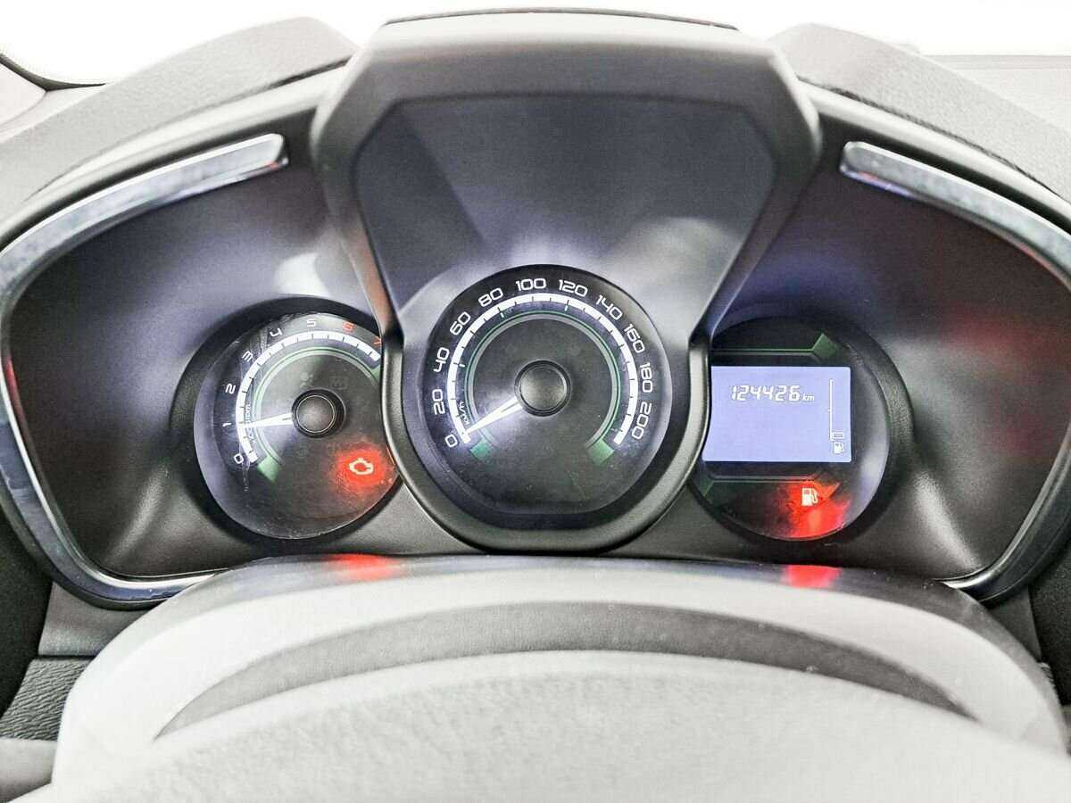 Купить Lada (ВАЗ) XRAY с пробегом. Фото: #12