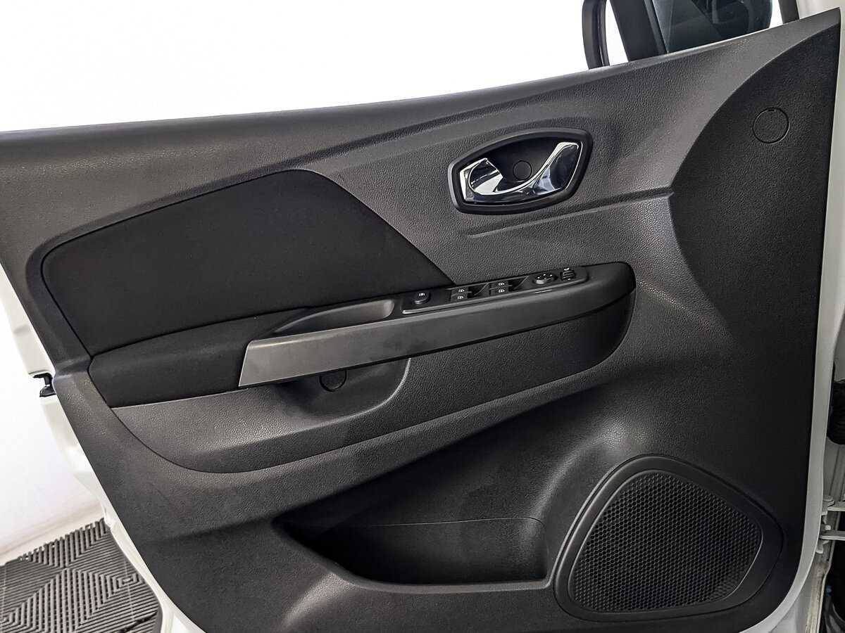 Купить Renault Kaptur с пробегом. Фото: #16