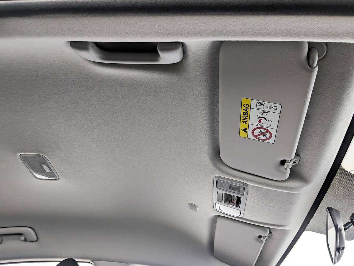 Купить Hyundai Solaris с пробегом. Фото: #21