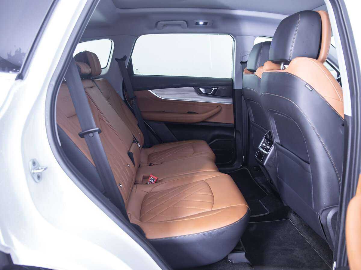 Купить Chery Tiggo 8 Pro Max с пробегом. Фото: #13