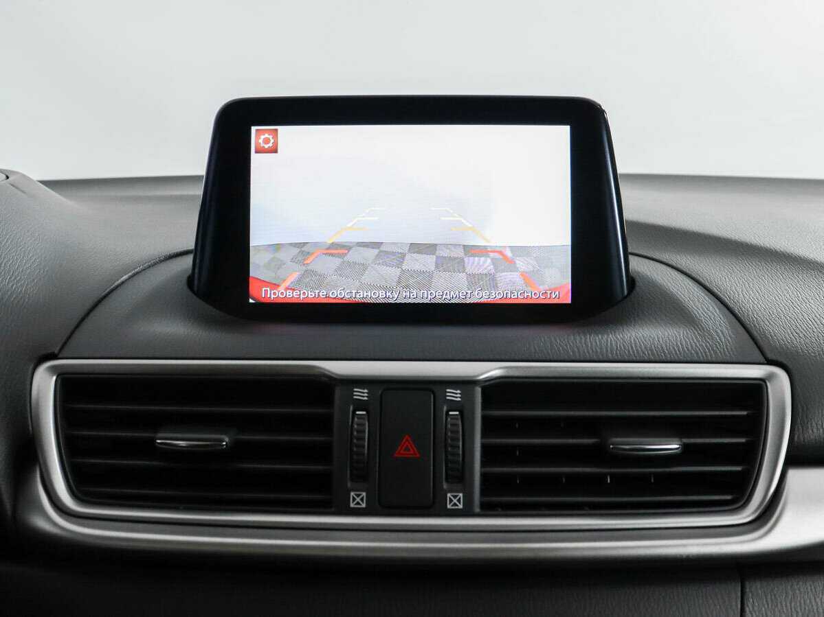 Купить Mazda 3 с пробегом. Фото: #20