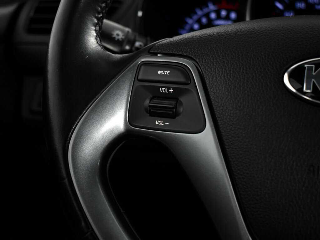 Купить Kia Rio с пробегом. Фото: #18